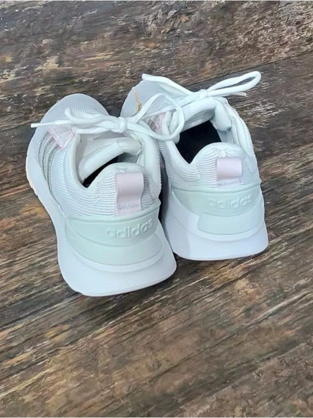 adidas lightweight athletic